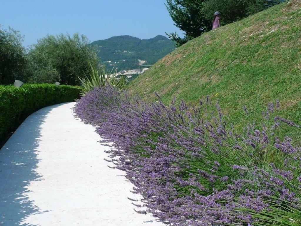 Appartamenti Borgo Gardone Riviera Dış mekan fotoğraf